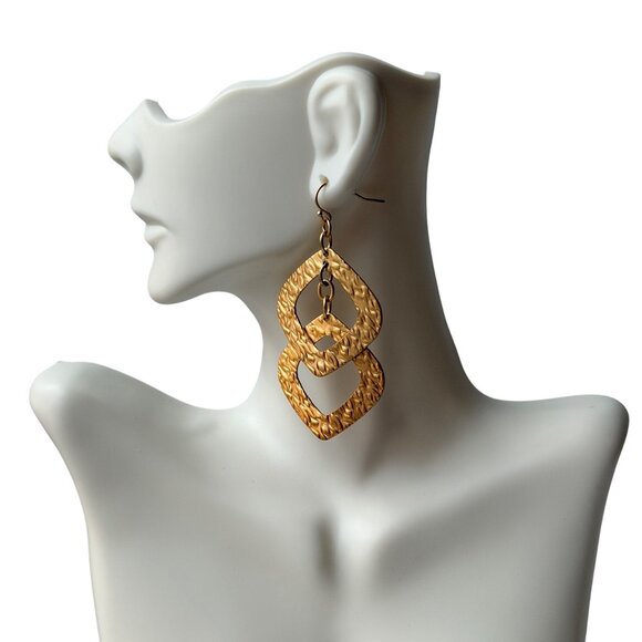Chicos Y2K Gold Geometric Dangle Earrings Textured Linked Shapes Statement Style - Picture 1 of 13